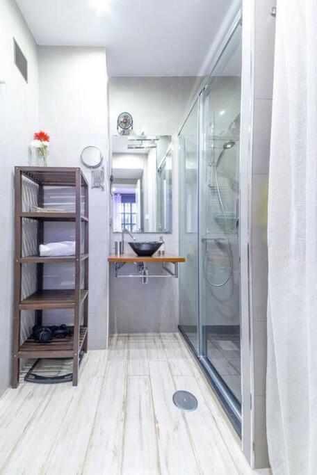 A19 Brand New By Triana Bridge Appartement